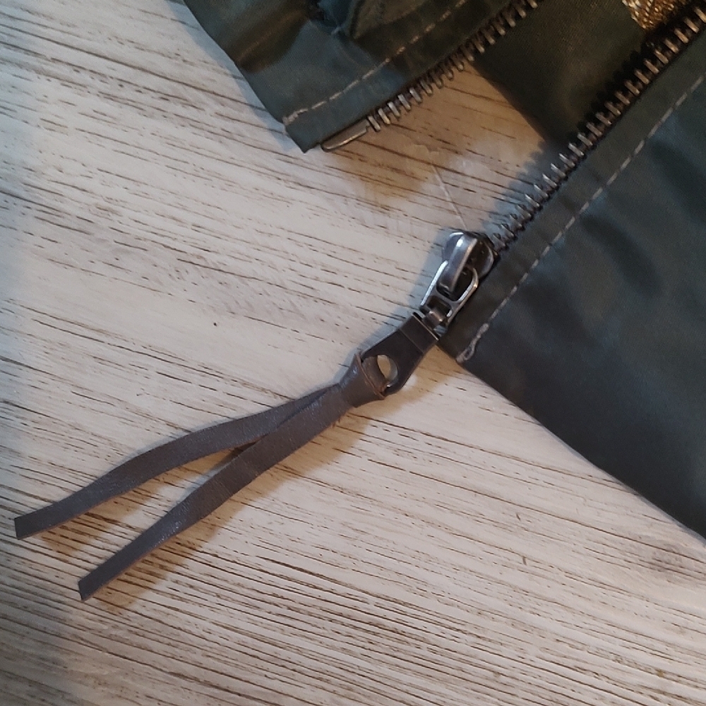 My Tribe Ladies Green Waterproof Vest with Brown Leather Detail Size Large EUC - Picture 12 of 14